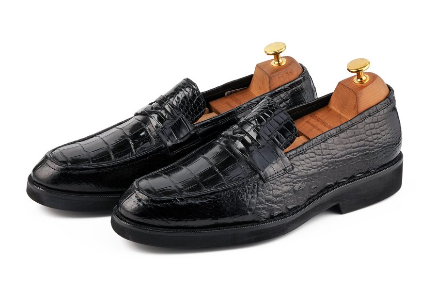 Black Exquisite Exotic leather penny loafers loafers